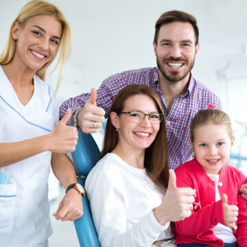 Oral Health for Travelers: Maintaining Your Smile on the Go