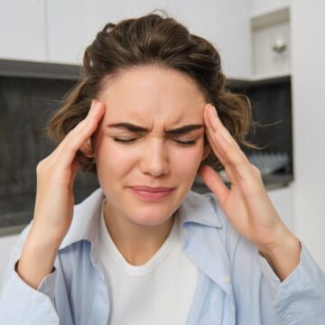 Can Wisdom Teeth Cause Headaches? Signs, Causes & When to See a Dentist