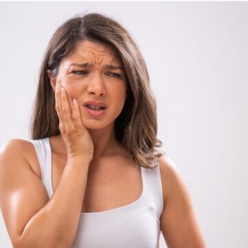 Why Do My Gums Burn? Common Causes and Treatment